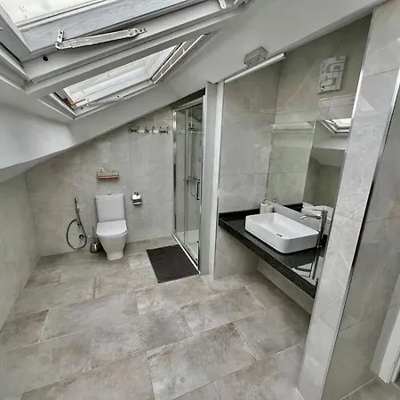 公寓 Cristianos Oasis, Modern Beachside Duplex