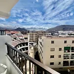 Cristianos Oasis, Modern Beachside Duplex לוס כריסטיאנוס